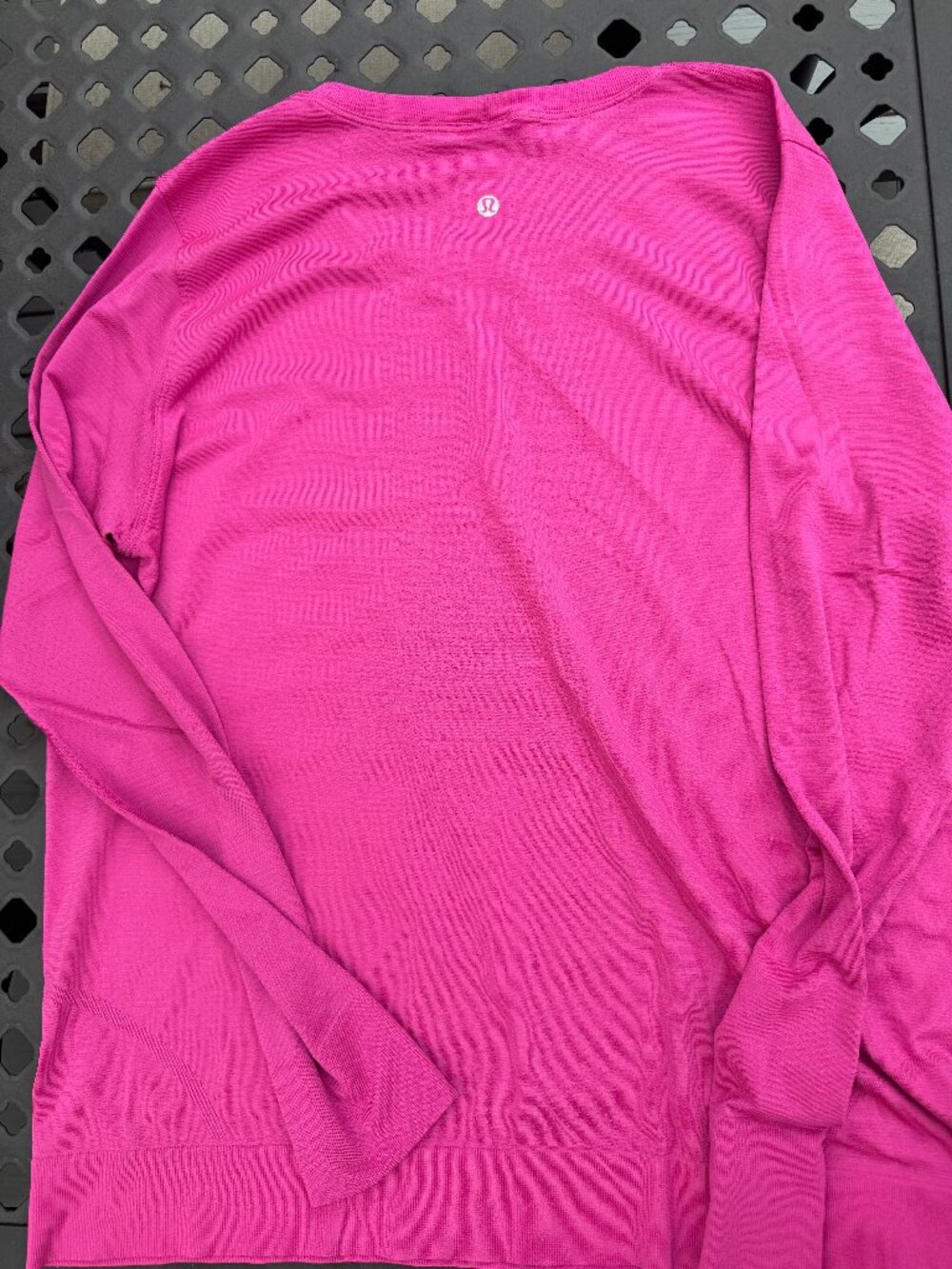 Lululemon Swiftly Tech Relaxed Fit Long Sleeve Sonic Pink Size 12 Running Top - Picture 4 of 15